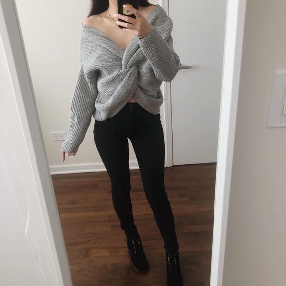 Miracle Sweaters - Chunky trendy grey sweater with cross-knit detail